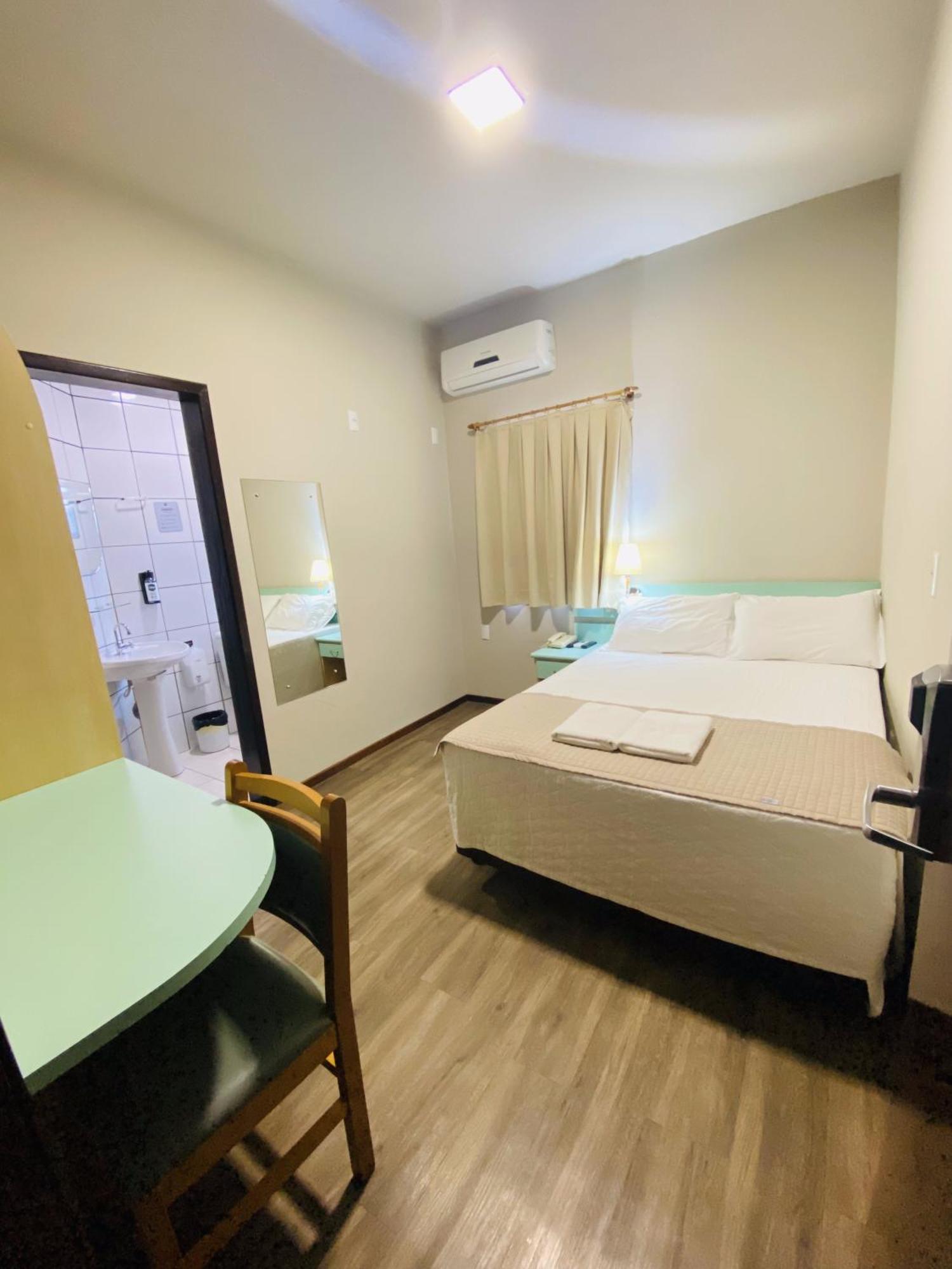 Real Nob Hotel Орлеанс Екстер'єр фото